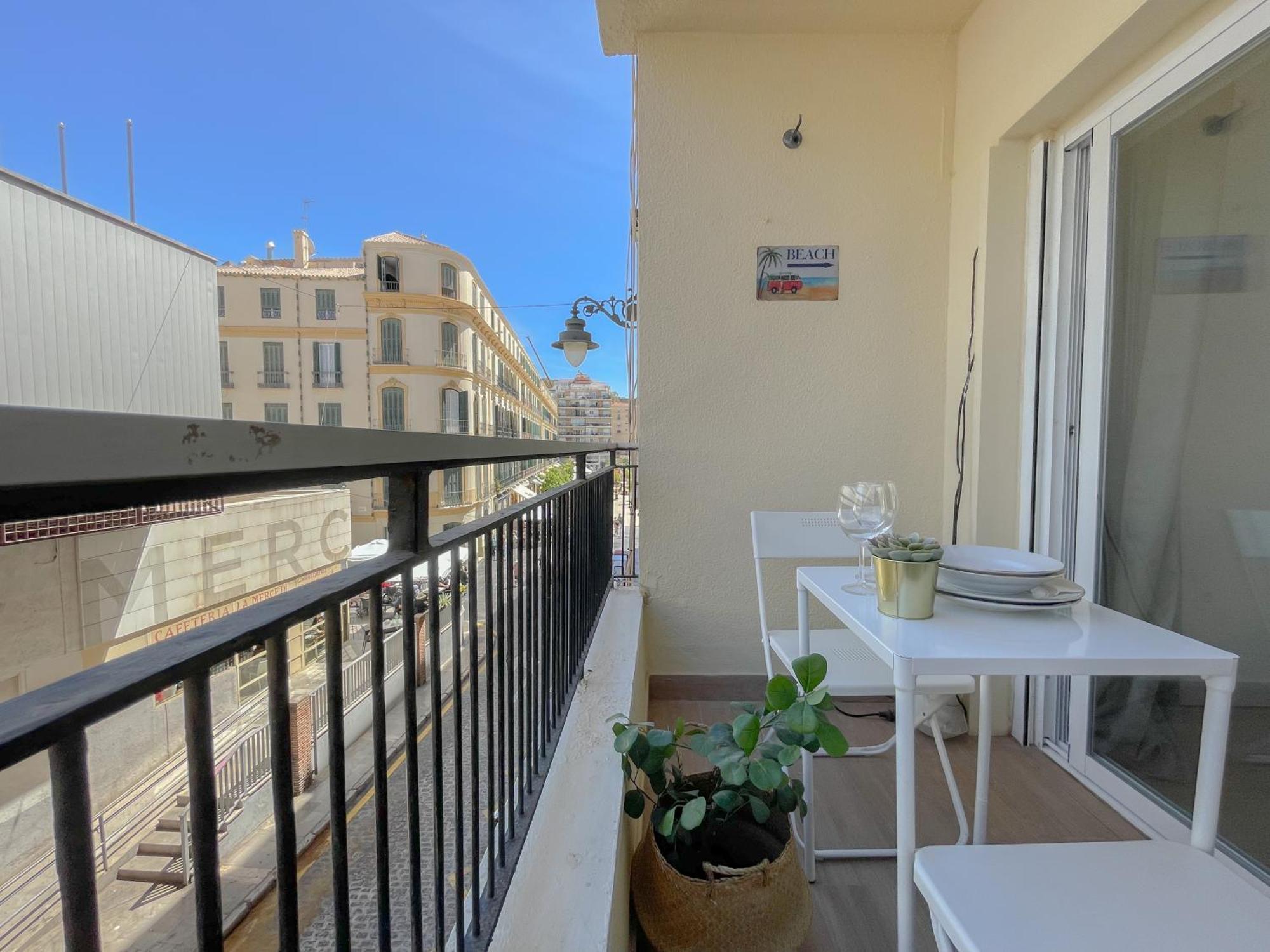 Moderno Apartamento Plz De La Merced Málaga Exterior foto